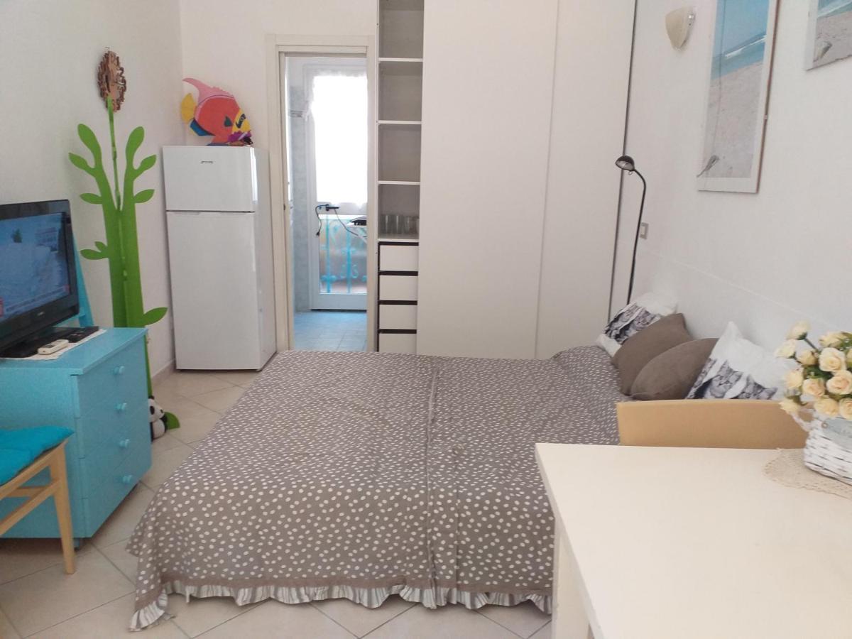 Sea Side Studio Viareggio Extérieur photo