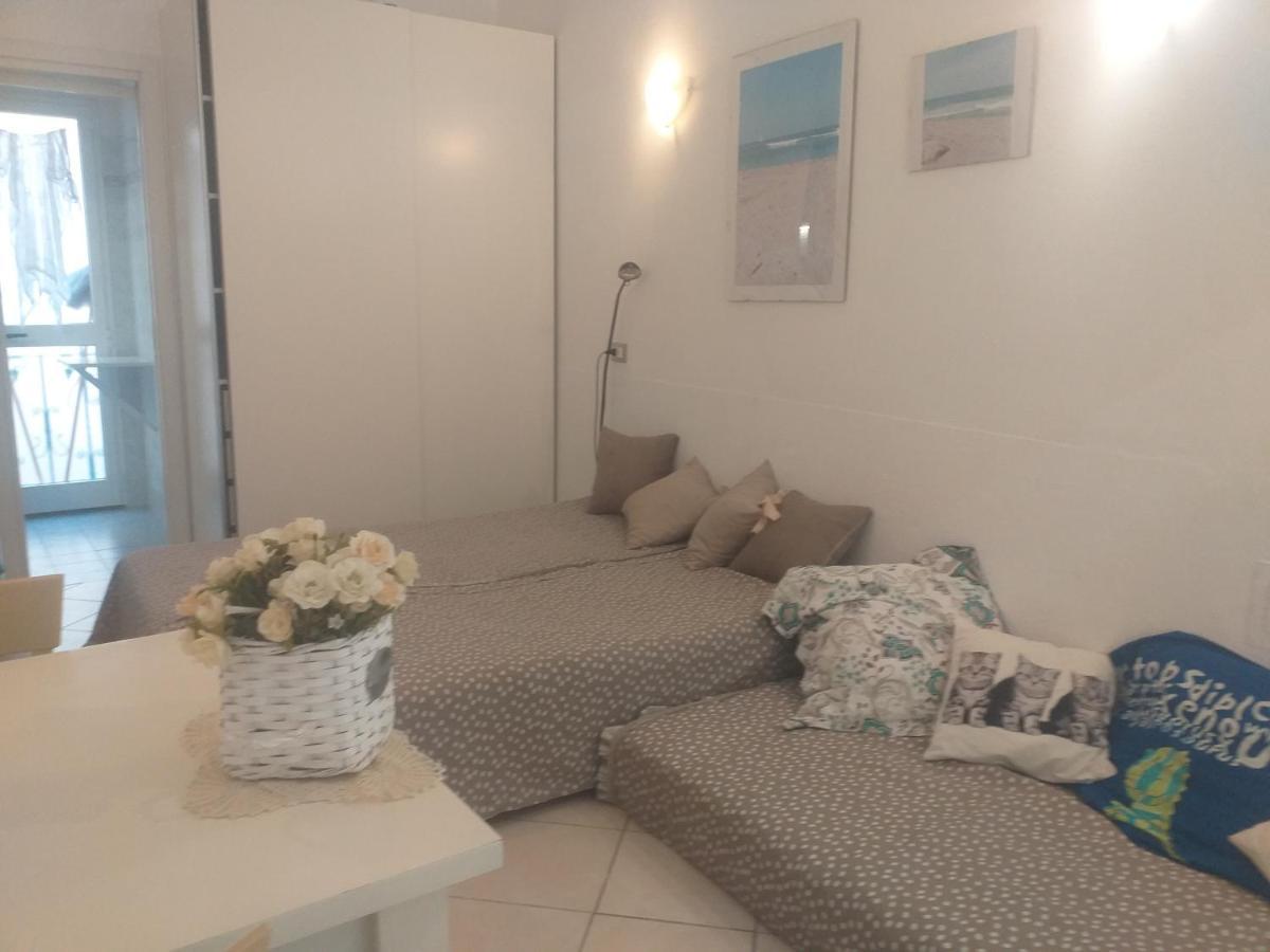 Sea Side Studio Viareggio Extérieur photo